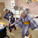 【デイサービスヒマリ 夏祭りイベント開催！】浴衣・盆踊り・紙芝居で夏を満喫しましたサムネイル